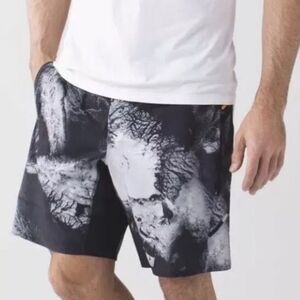 Clearance - Lululemon Men's 9" Pace Breaker unlined Shorts Aerial Ice Size Med